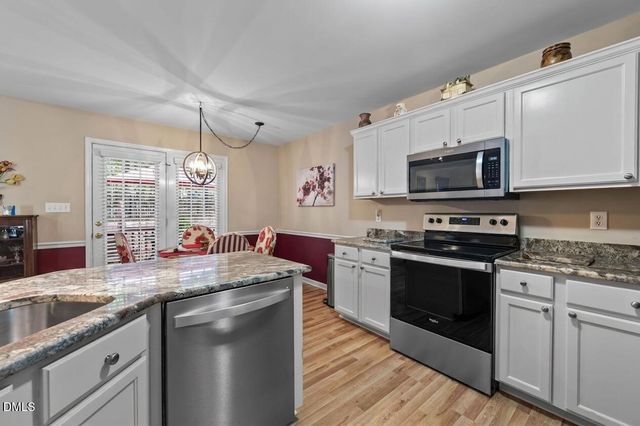 200 Melksham Road, Wake Forest, NC 27587