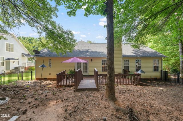 200 Melksham Road, Wake Forest, NC 27587