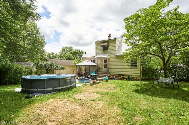 157 29th Street NW, Barberton, OH 44203
