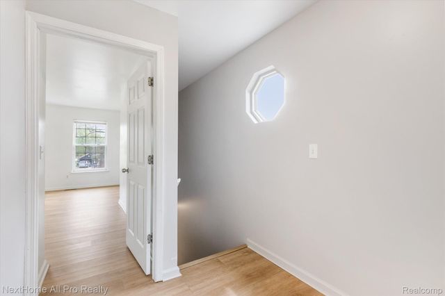 15401 MEYERS Road, Detroit, MI 48227