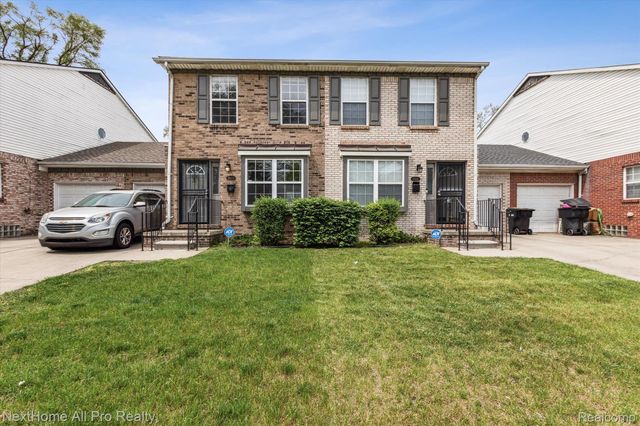 15401 MEYERS Road, Detroit, MI 48227