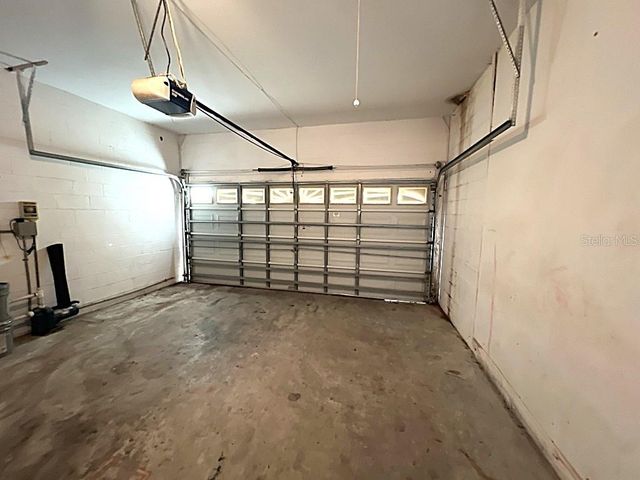 595 56TH AVENUE S, St Petersburg, FL 33705