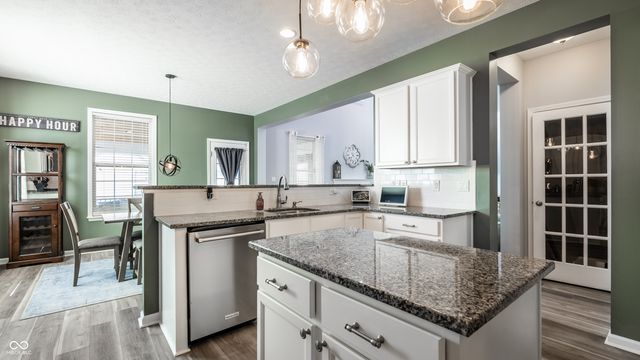 12290 Twyckenham Drive, Fishers, IN 46037
