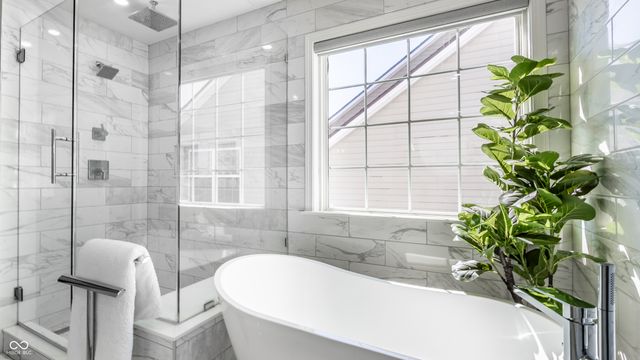 12290 Twyckenham Drive, Fishers, IN 46037