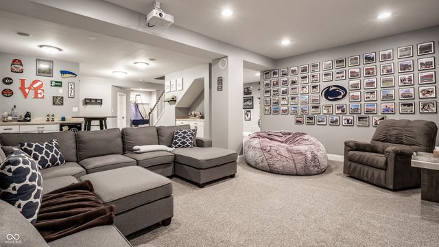 12290 Twyckenham Drive, Fishers, IN 46037