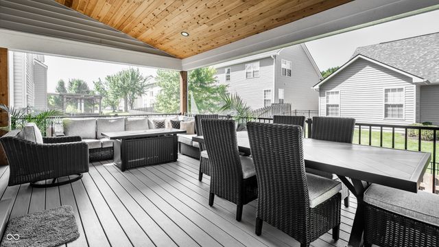 12290 Twyckenham Drive, Fishers, IN 46037