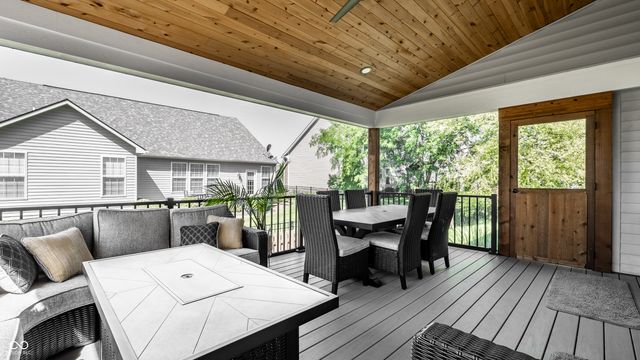 12290 Twyckenham Drive, Fishers, IN 46037