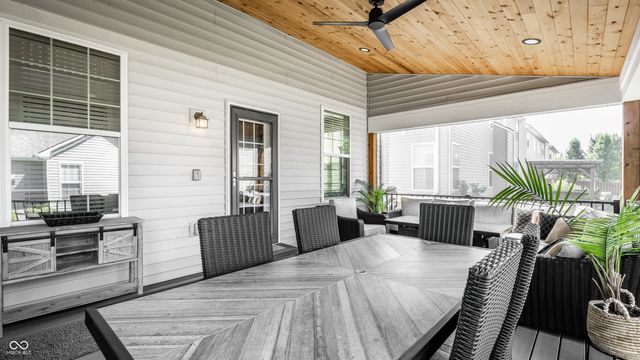 12290 Twyckenham Drive, Fishers, IN 46037