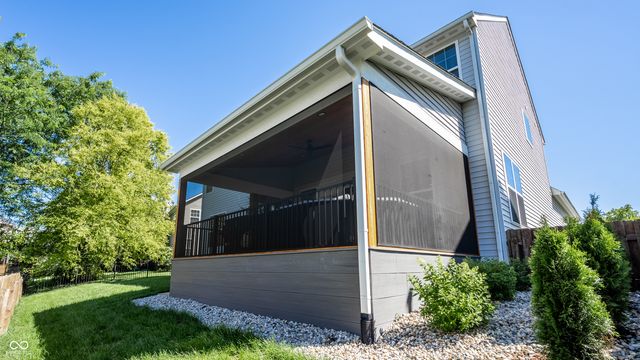 12290 Twyckenham Drive, Fishers, IN 46037