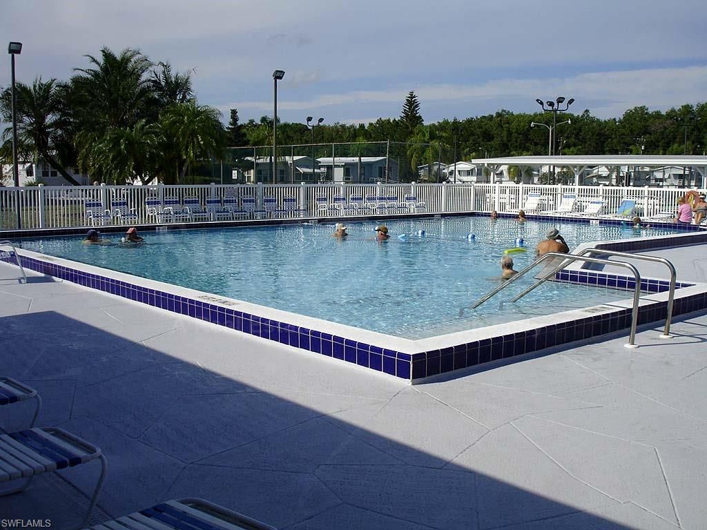 6 Fountain View BLVD, NORTH FORT MYERS, FL 33903 — photo 4