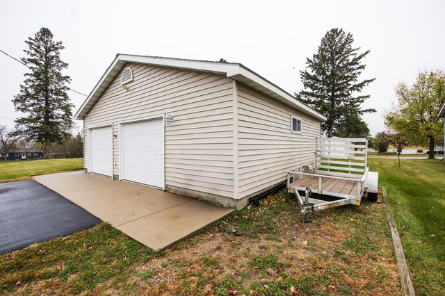 420 Broadway Avenue, Detroit Lakes, MN 56501