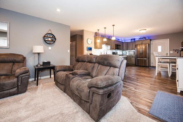 420 Broadway Avenue, Detroit Lakes, MN 56501