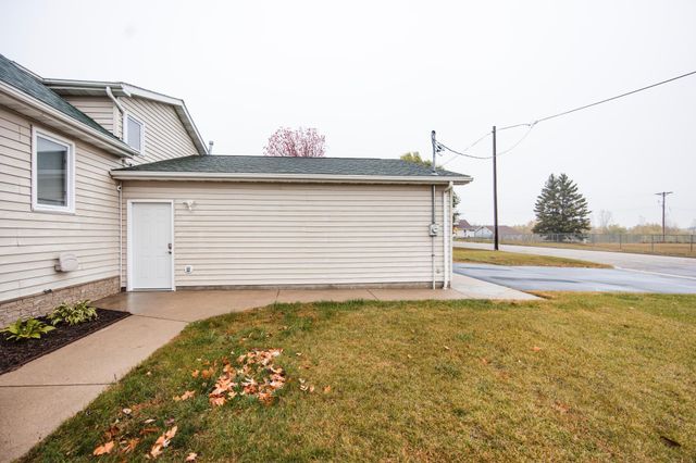 420 Broadway Avenue, Detroit Lakes, MN 56501