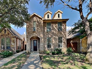 229 Carrington Lane, Lewisville, TX 75067