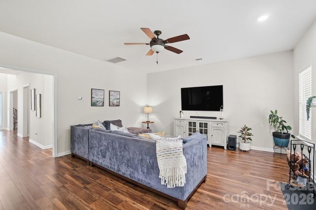 2109 Coral Berry Lane, Waxhaw, NC 28173