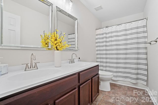 2109 Coral Berry Lane, Waxhaw, NC 28173