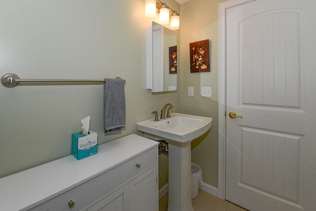 86 Brookstone Lane, Madison, NH 03849