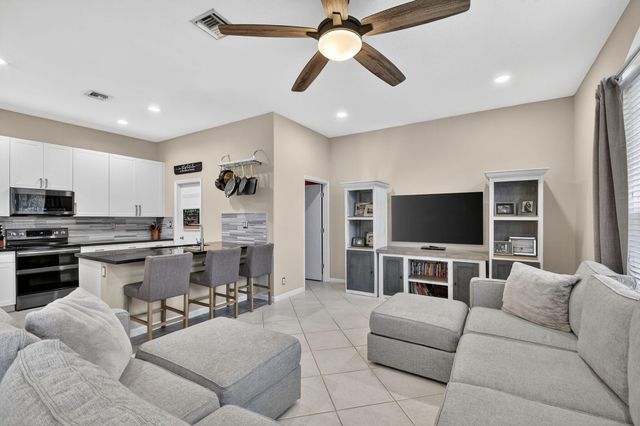 6941 Bruce Court, Lake Worth, FL 33463