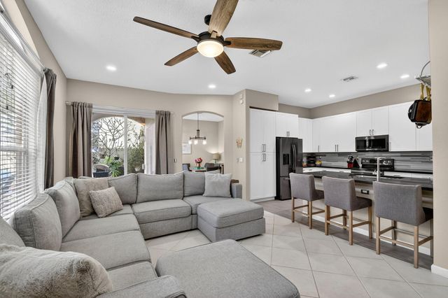 6941 Bruce Court, Lake Worth, FL 33463