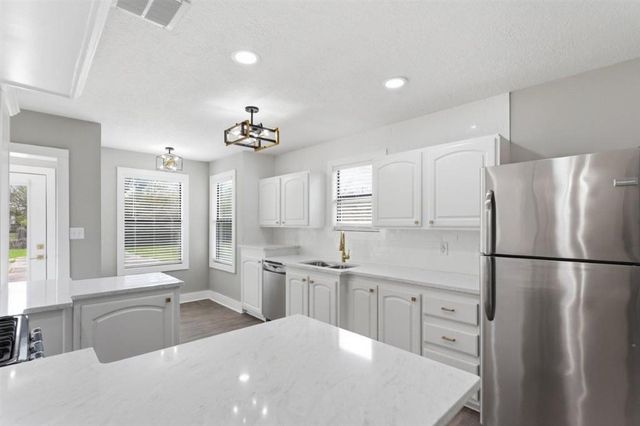 710 7th Street, Lake Charles, LA 70601