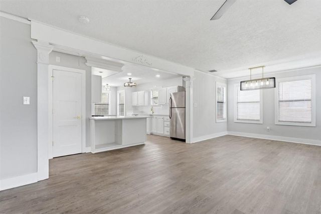 710 7th Street, Lake Charles, LA 70601