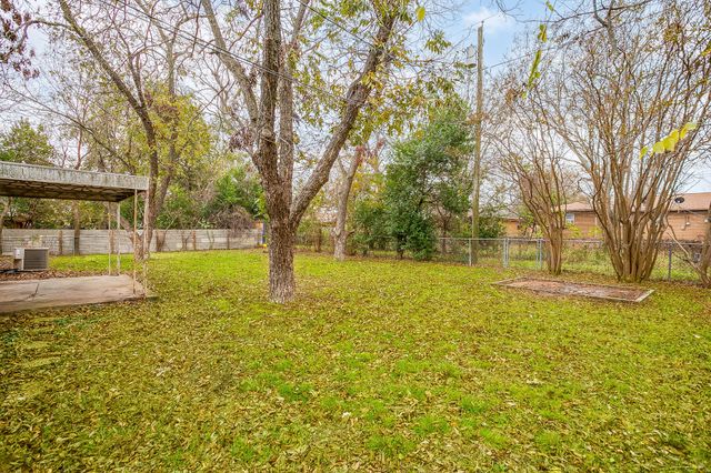 2020 Crestridge Street, Stephenville, TX 76401