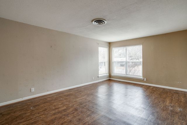 2020 Crestridge Street, Stephenville, TX 76401