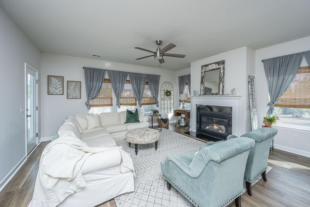 189 Lucca Drive, Summerville, SC 29486