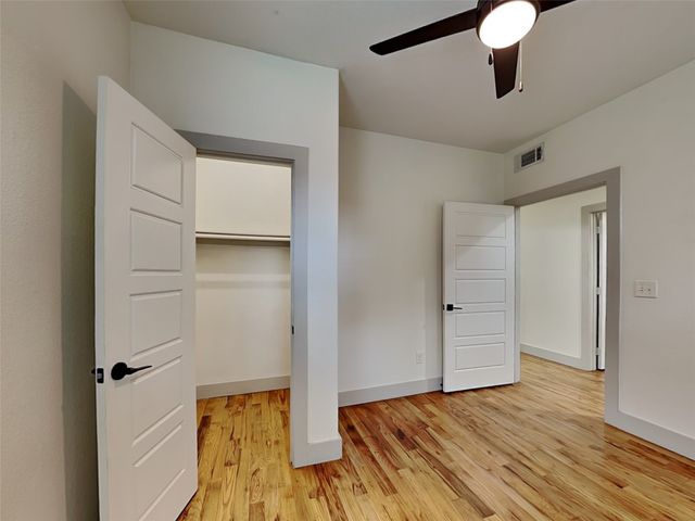 1023 N Madison Avenue, Dallas, TX 75208