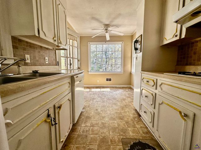 1031 Clifton Drive, Macon, GA 31204