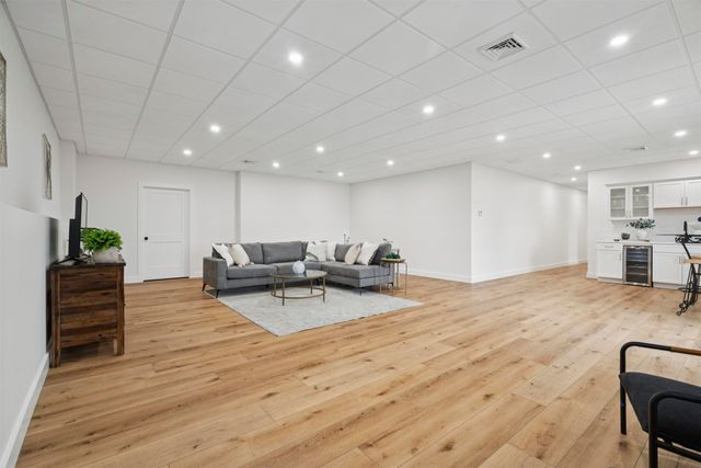 103 Temple Road, Sharon, NH 03458