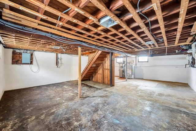 189 Ontario Avenue, Massapequa, NY 11758