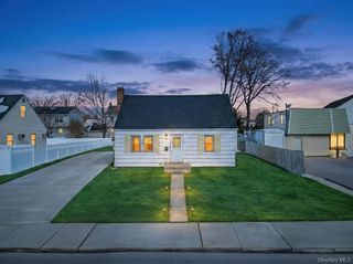 189 Ontario Avenue, Massapequa, NY 11758