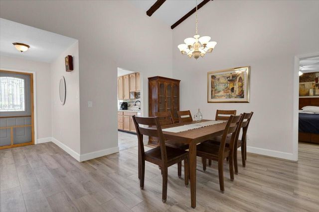 3303 SE Sandpiper Circle, Port St. Lucie, FL 34952