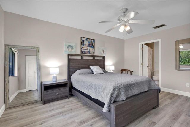 3303 SE Sandpiper Circle, Port St. Lucie, FL 34952
