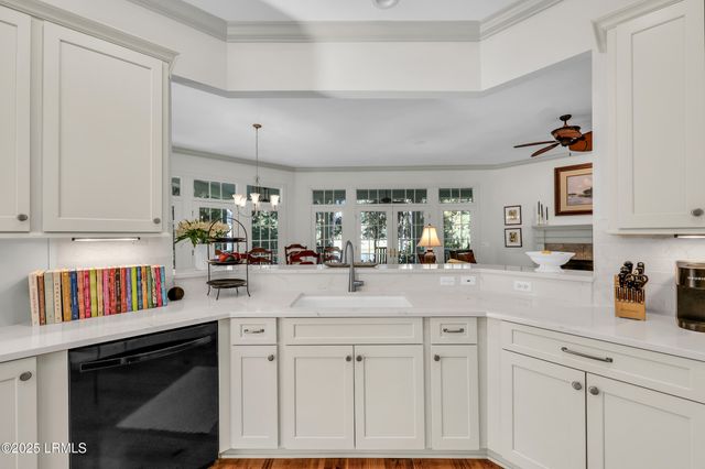 8 Heron Point, Okatie, SC 29909