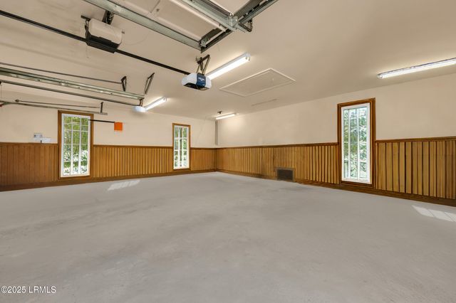 8 Heron Point, Okatie, SC 29909