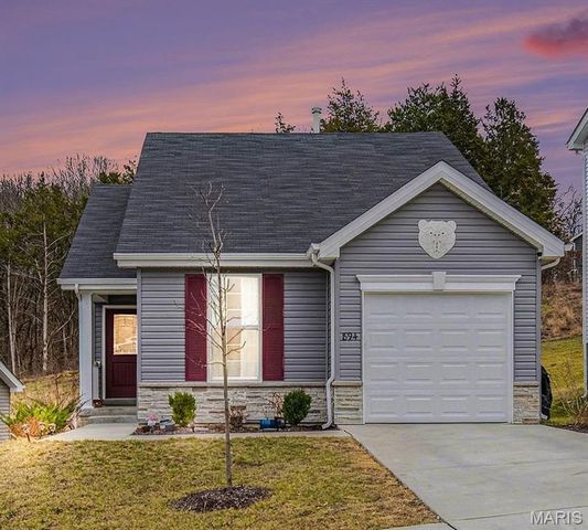 894 Black Bear Drive, House Springs, MO 63051