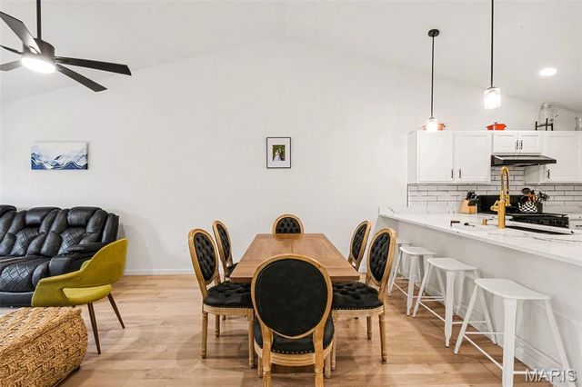 894 Black Bear Drive, House Springs, MO 63051