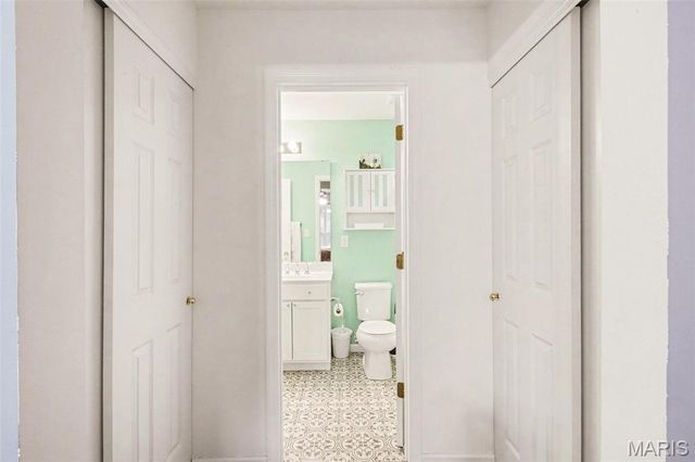 894 Black Bear Drive, House Springs, MO 63051