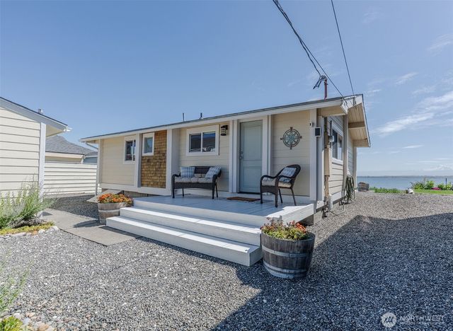 4182 Saltspring Drive, Ferndale, WA 98248
