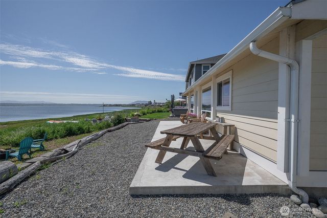 4182 Saltspring Drive, Ferndale, WA 98248