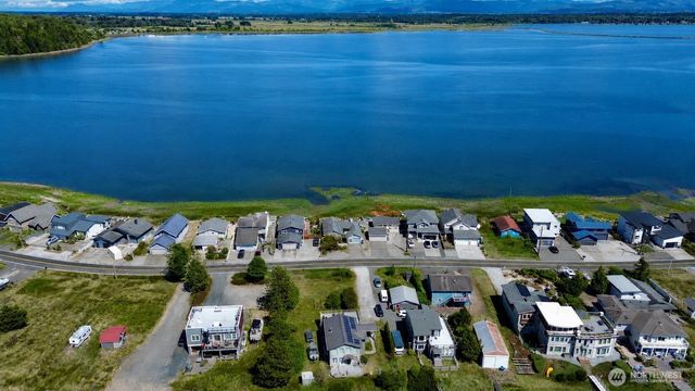 4182 Saltspring Drive, Ferndale, WA 98248