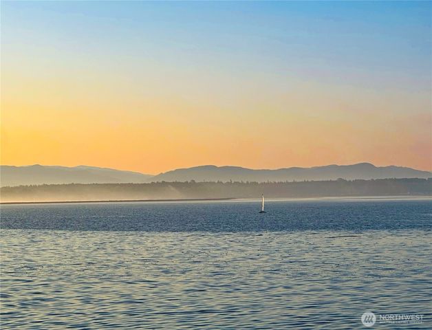 4182 Saltspring Drive, Ferndale, WA 98248