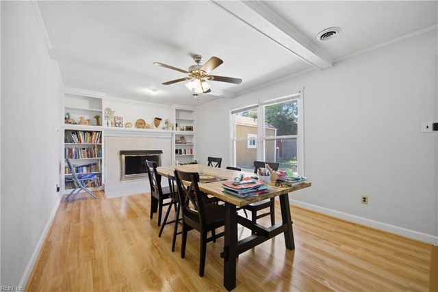 969 Earl Of Essex ARCH, Virginia Beach, VA 23454