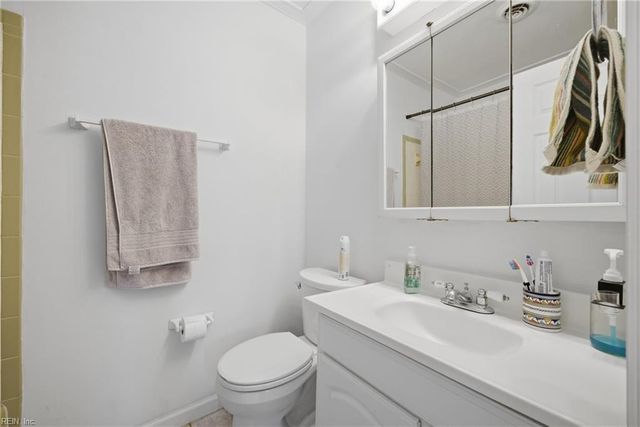 969 Earl Of Essex ARCH, Virginia Beach, VA 23454
