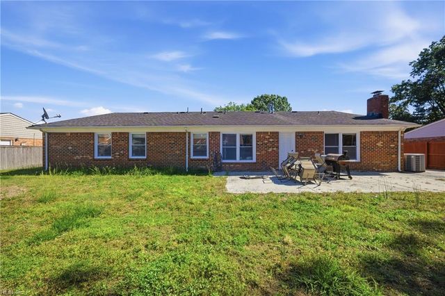969 Earl Of Essex ARCH, Virginia Beach, VA 23454