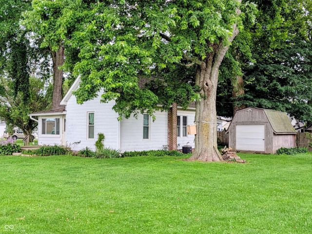6120 High, Martinsville, IN 46151