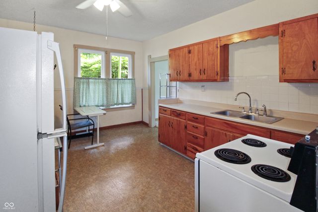 6120 High, Martinsville, IN 46151