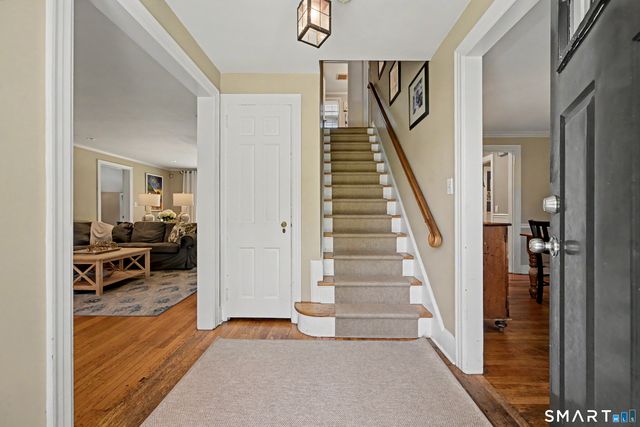 31 Smedley Road, Fairfield, CT 06824